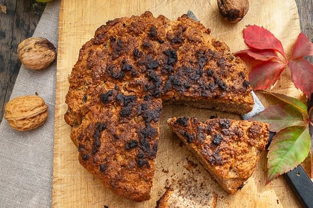 Gâteau creusois vegan aux noisettes