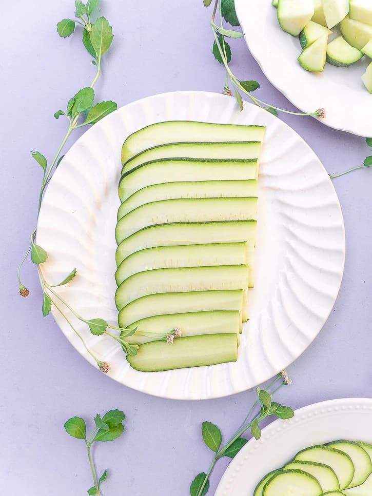 Courgettes tranchées à la mandoline