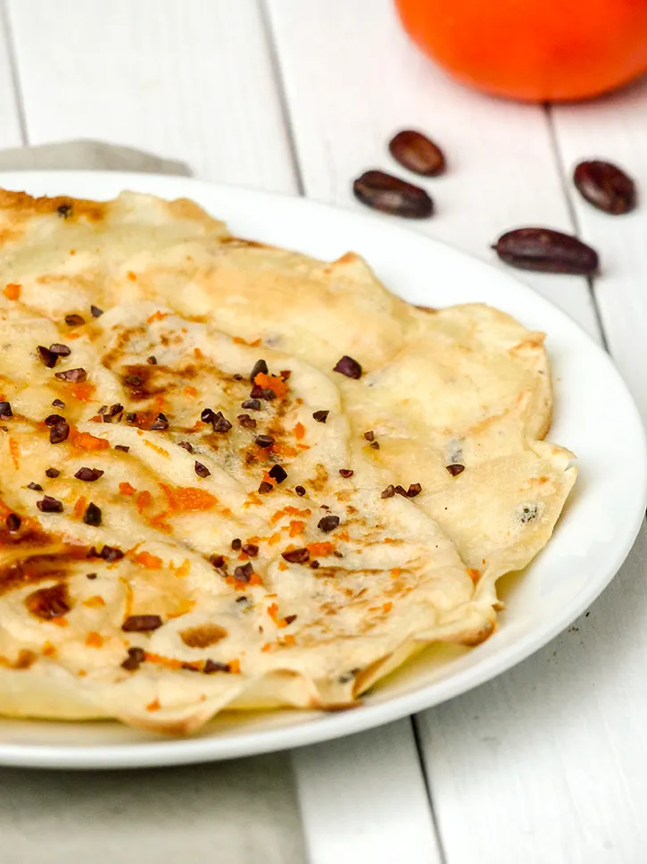 Crêpe Suzette à la clémentine et fèves de cacao