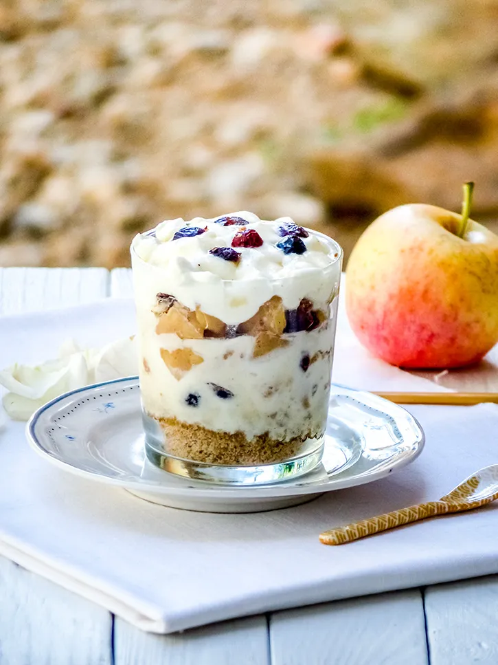 Trifle aux pommes, cranberries et caramel