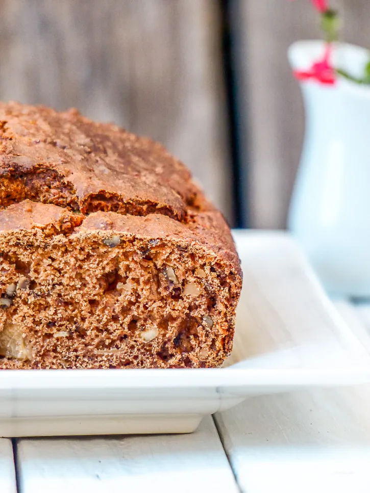 Cake aux pommes, fruits secs et épices #vegan
